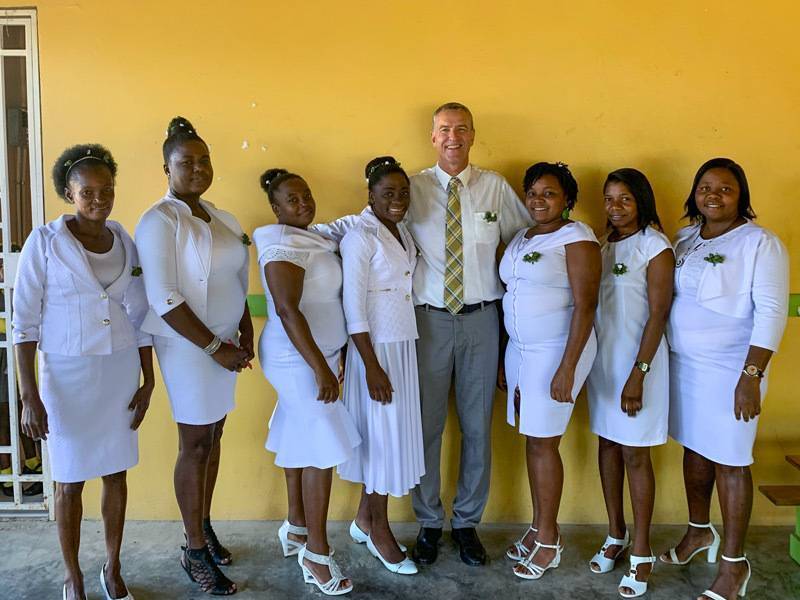 Graduation-2020---Darryl-with-SOL-Staff-and-Juna